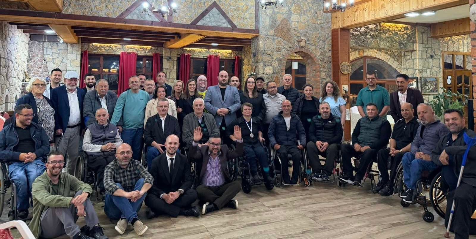 4 vjet së bashku — foto 12