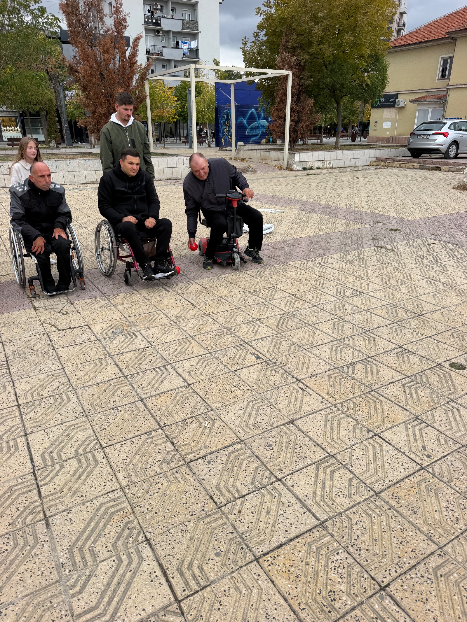 Boccia promovohet te personat me aftësi të kufizuara në Podujevë — foto 4